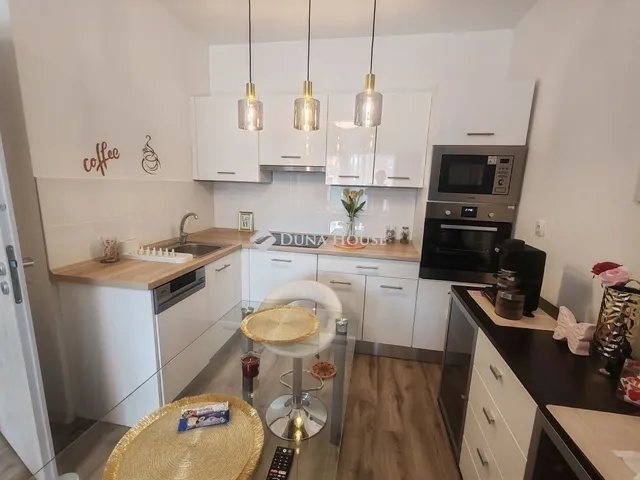 Eladó lakás Budapest XVIII. kerület, Gloriett-telep 42 nm