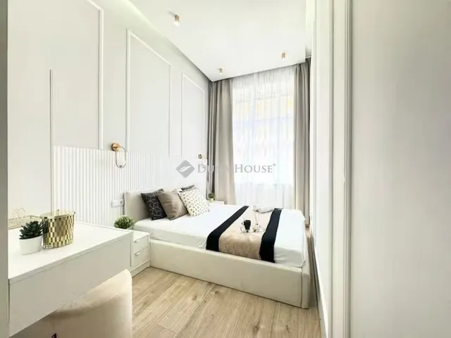 Eladó lakás Budapest VI. kerület 98 nm