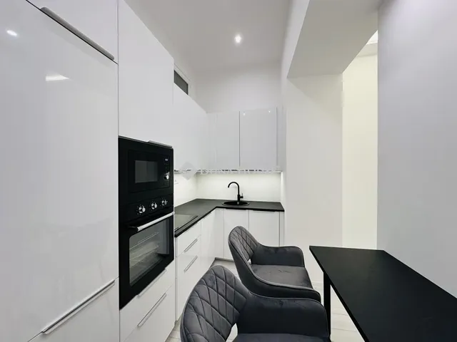 Eladó lakás Budapest IX. kerület 99 nm