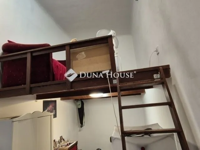 Eladó lakás Budapest VI. kerület 49 nm