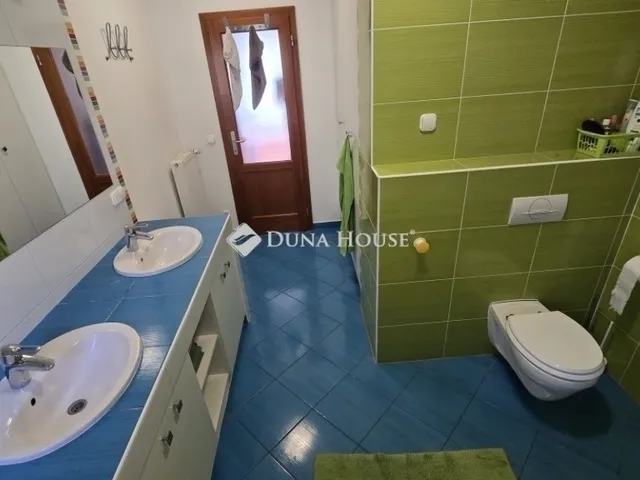 Eladó ház Diósd 163 nm