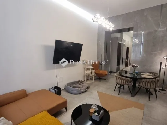 Eladó lakás Budapest V. kerület, Belváros 82 nm