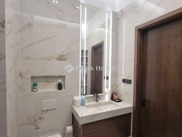 Eladó lakás Budapest V. kerület, Belváros 82 nm