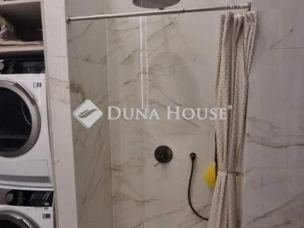 Eladó lakás Budapest V. kerület, Belváros 82 nm