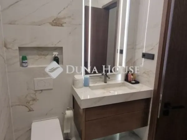 Eladó lakás Budapest V. kerület, Belváros 82 nm