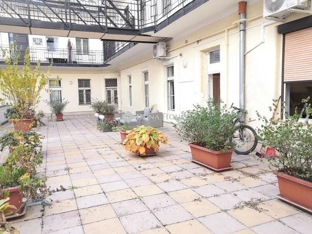 Eladó lakás Budapest VI. kerület, Diplomatanegyed 72 nm