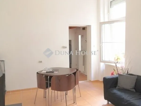 Eladó lakás Budapest VI. kerület, Diplomatanegyed 72 nm