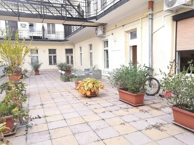 Eladó lakás Budapest VI. kerület, Diplomatanegyed 72 nm