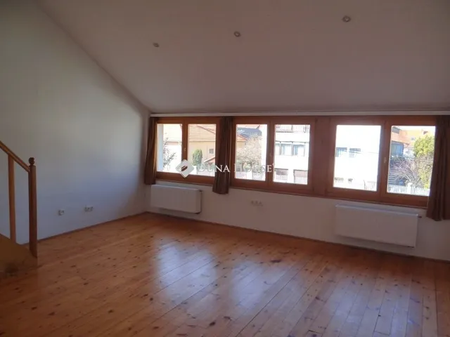 Eladó ház Budapest XVIII. kerület 265 nm