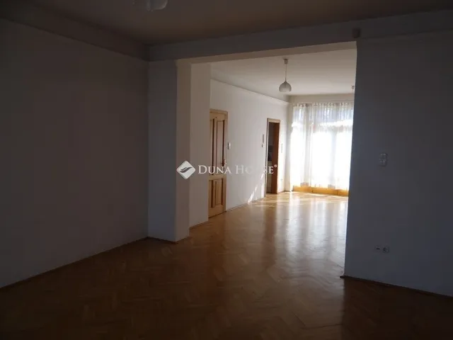 Eladó ház Budapest XVIII. kerület 265 nm