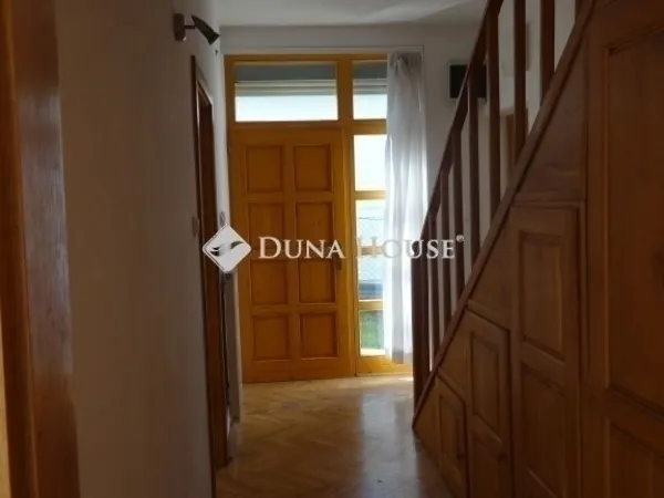 Eladó ház Budapest XVIII. kerület 265 nm