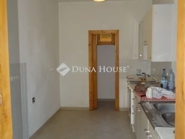 Eladó ház Budapest XVIII. kerület 265 nm