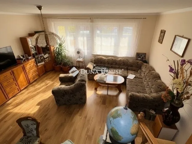 Eladó ház Üllő 161 nm