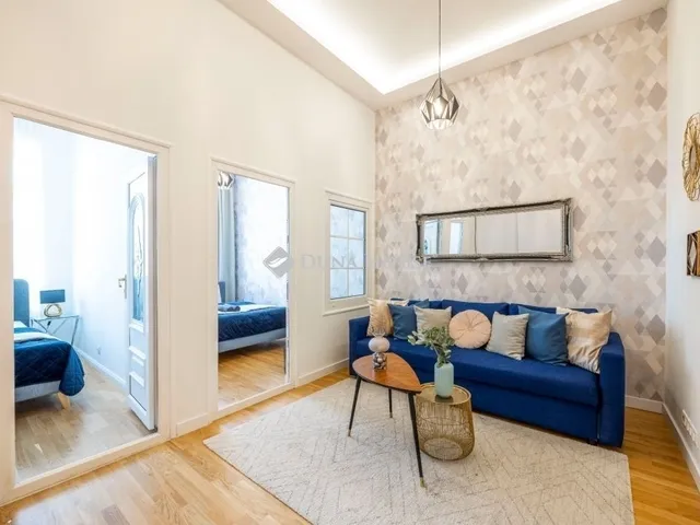 Eladó lakás Budapest VI. kerület 70 nm