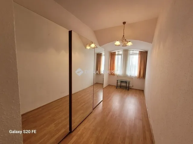 Eladó lakás Vecsés 93 nm