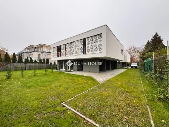 Eladó lakás Zamárdi 96 nm