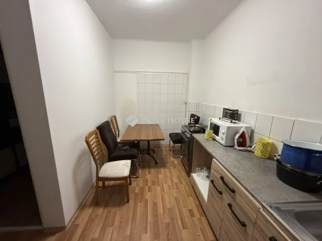 Eladó lakás Budapest XXI. kerület 83 nm