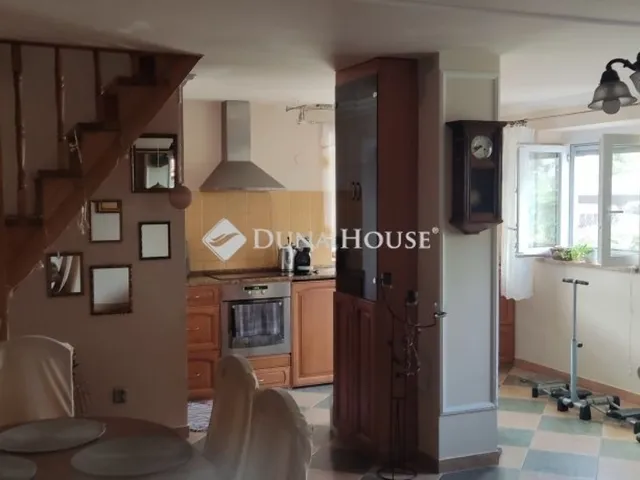 Eladó ház Áporka 121 nm