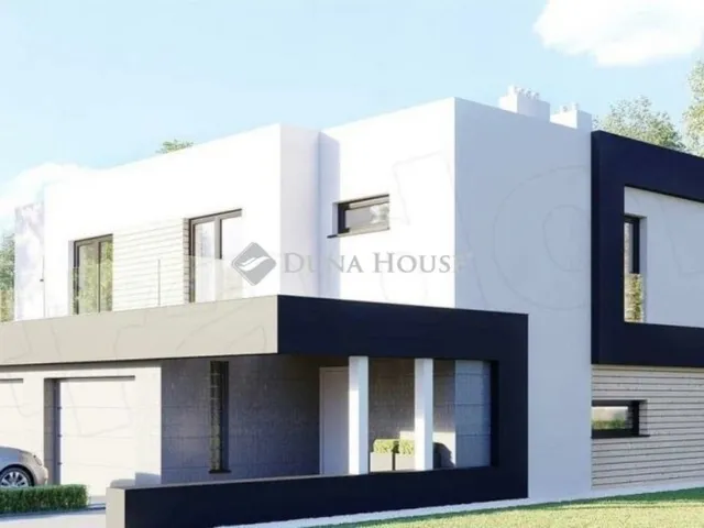 Eladó ház Csomád 109 nm