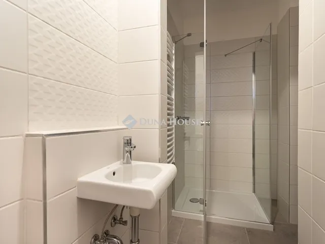 Eladó lakás Budapest XIII. kerület, Lőportárdűlő 75 nm