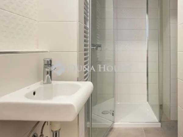 Eladó lakás Budapest XIII. kerület, Lőportárdűlő 75 nm