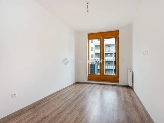 Eladó lakás Budapest XIII. kerület, Lőportárdűlő 75 nm