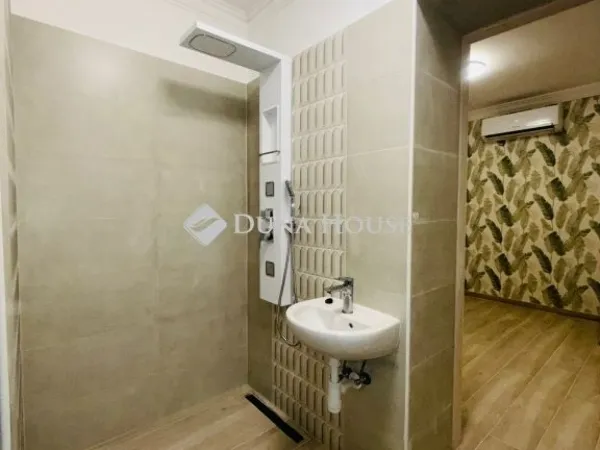 Eladó lakás Budapest V. kerület, Belváros 64 nm