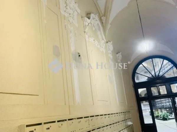 Eladó lakás Budapest V. kerület, Belváros 64 nm