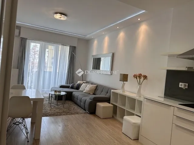 Eladó lakás Budapest XII. kerület, Kissvábhegy 49 nm