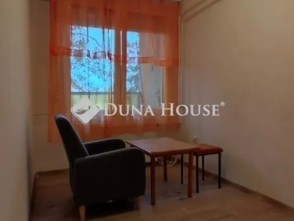 Eladó lakás Gyál 68 nm