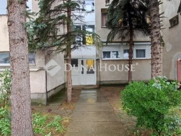 Eladó lakás Gyál 68 nm