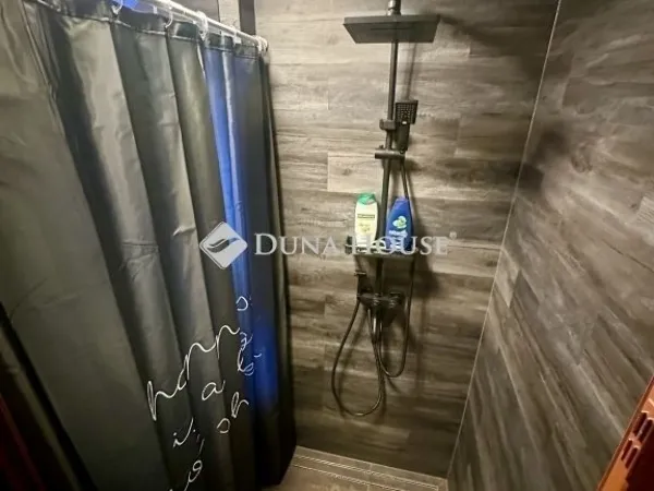 Eladó ház Vecsés 129 nm