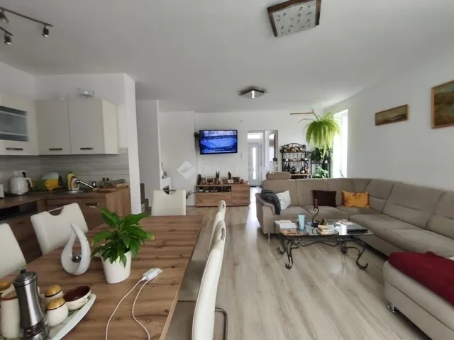 Eladó ház Göd 110 nm