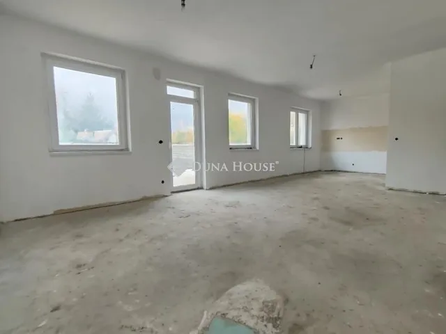 Eladó ház Monor 97 nm