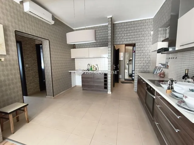 Eladó lakás Veresegyház 60 nm