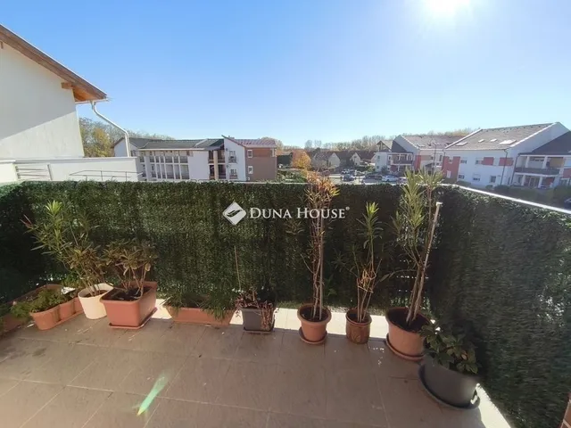 Eladó lakás Veresegyház 60 nm