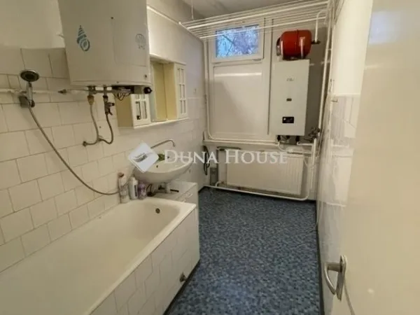 Eladó lakás Monor 63 nm