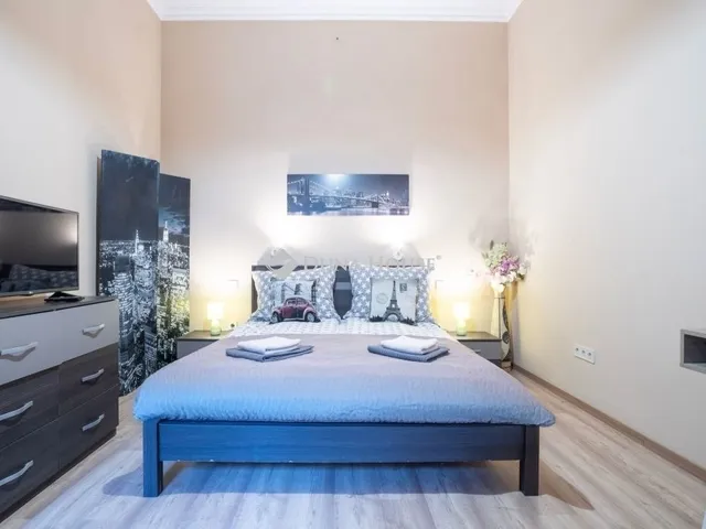 Eladó lakás Budapest VI. kerület, Nagykörúton kívüli terület 59 nm