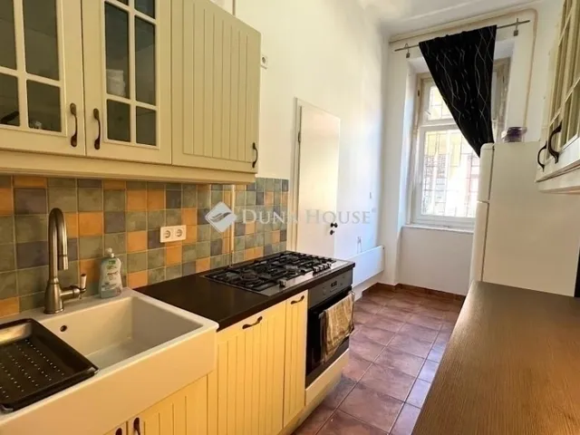 Eladó lakás Budapest VII. kerület 73 nm