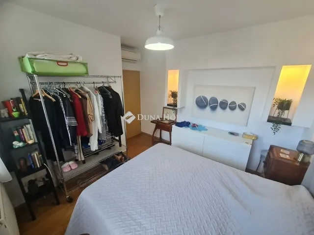 Eladó lakás Budapest VI. kerület 72 nm