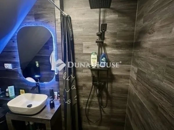 Eladó ház Vecsés 129 nm