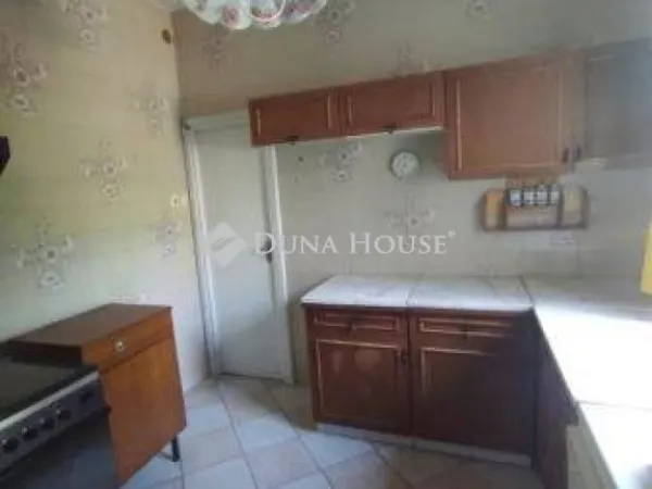 Eladó ház Érd 520 nm