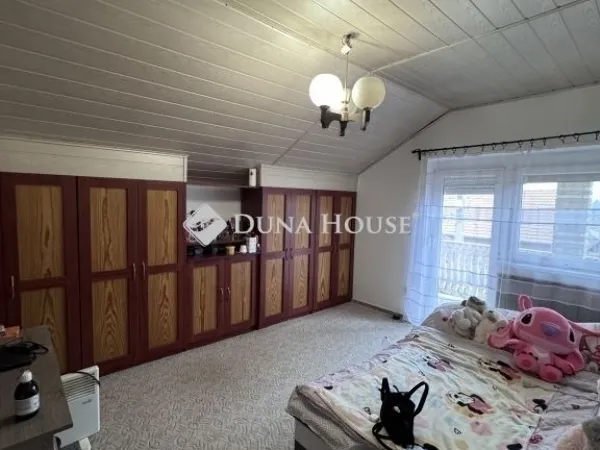 Eladó ház Vecsés 211 nm