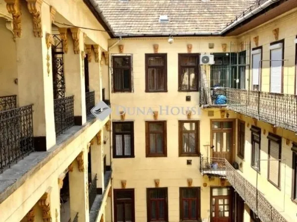 Eladó lakás Budapest VI. kerület 99 nm