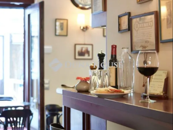 Eladó kereskedelmi és ipari ingatlan Budapest II. kerület 80 nm