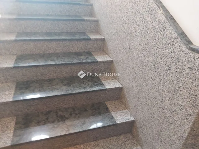 Eladó lakás Budapest XIV. kerület, Kiszugló 161 nm