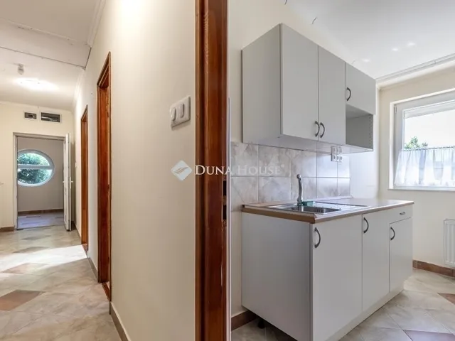 Eladó ház Budapest XVI. kerület, Sashalom 180 nm