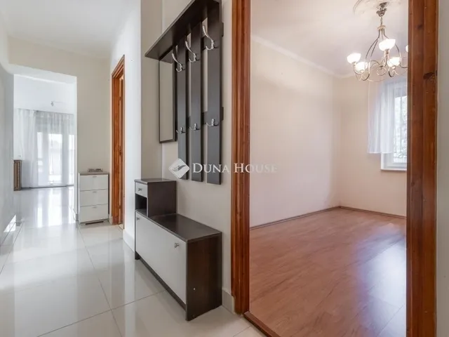 Eladó ház Budapest XVI. kerület, Sashalom 180 nm