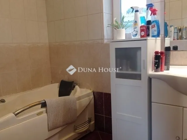 Eladó ház Budapest XVI. kerület, Sashalom 222 nm