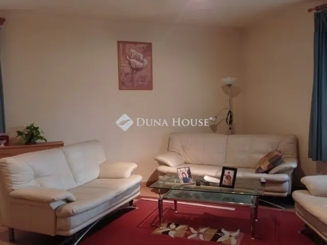 Eladó ház Budapest XVI. kerület, Sashalom 222 nm